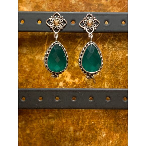 Robert Manse 18K, Sterling Silver and Green Agate Earrings - Picture 3 of 7